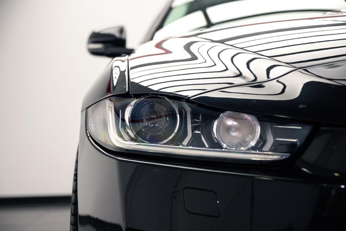 jaguar-xe-2015-diesel-1999cc