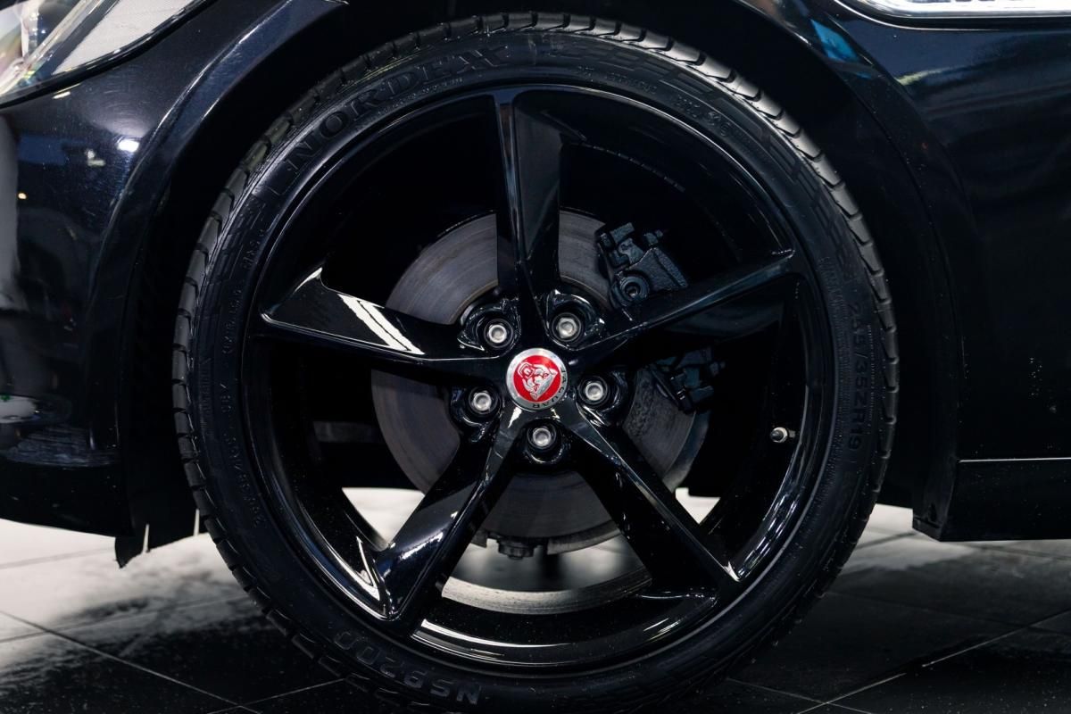 jaguar-xe-2015-diesel-1999cc