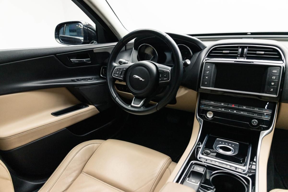 jaguar-xe-2015-diesel-1999cc