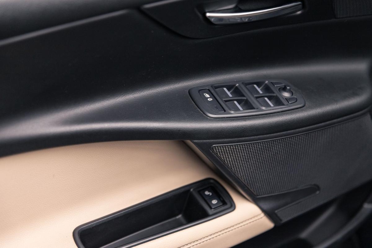 jaguar-xe-2015-diesel-1999cc