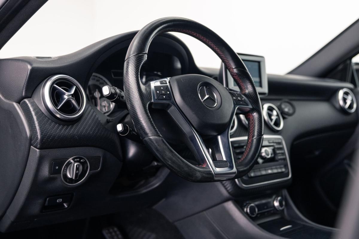 mercedes-benz-classe-a-2015-diesel-2143cc