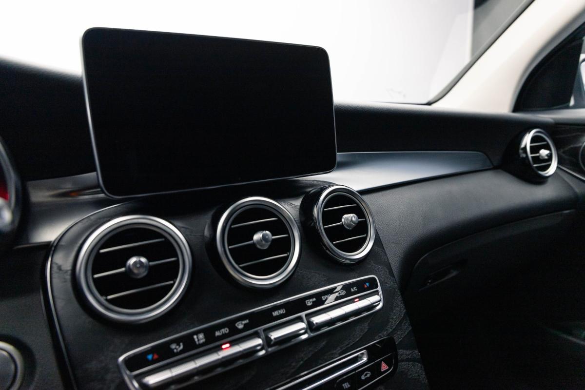 mercedes-benz-glc-2017-diesel-2143cc