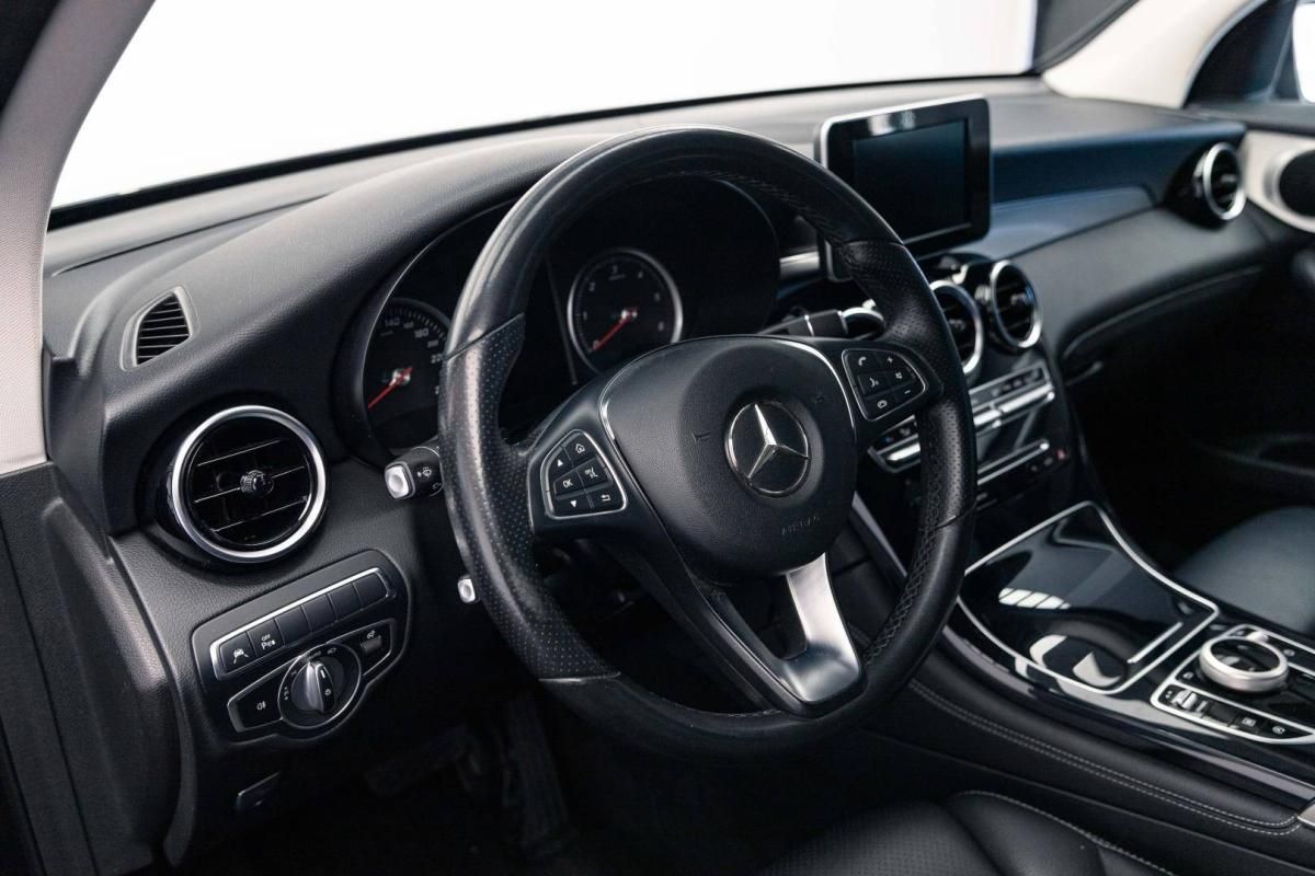 mercedes-benz-glc-2019-diesel-2143cc