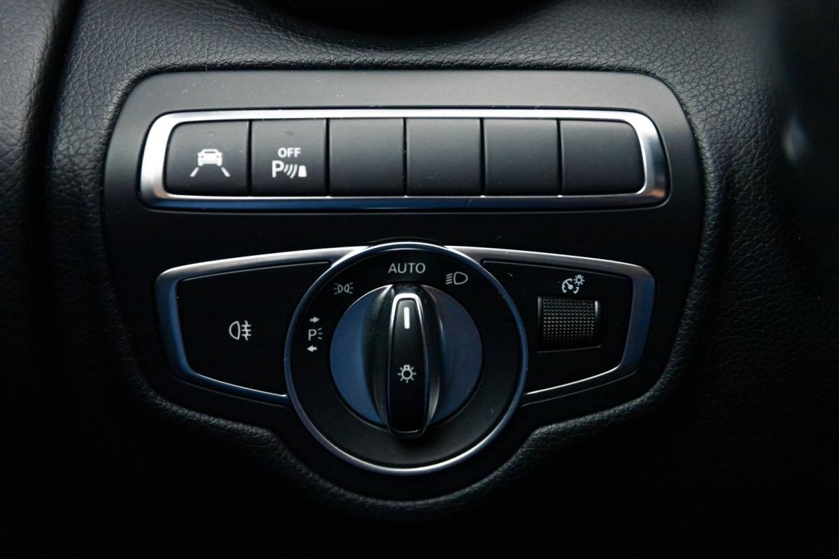 mercedes-benz-glc-2019-diesel-2143cc