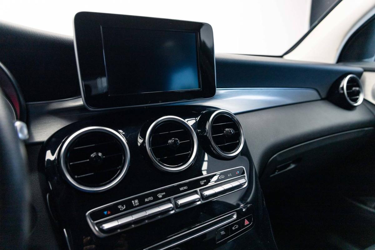 mercedes-benz-glc-2019-diesel-2143cc