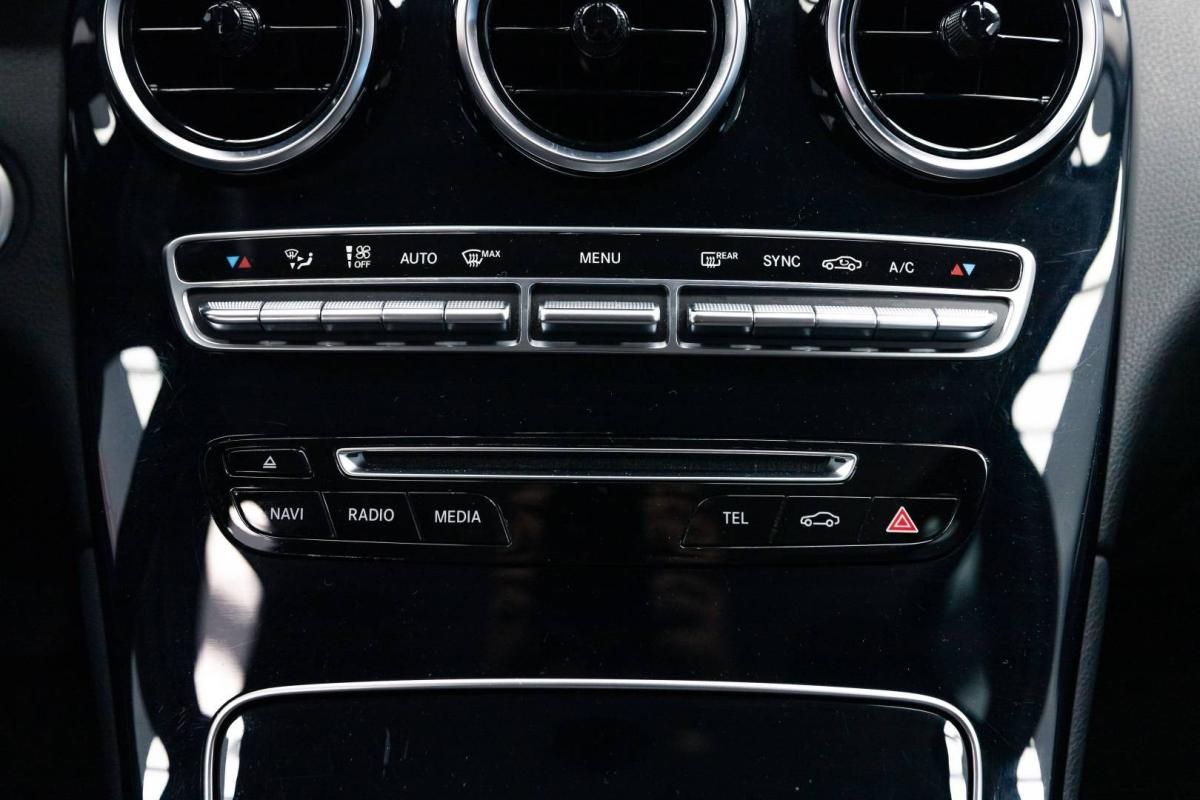 mercedes-benz-glc-2019-diesel-2143cc