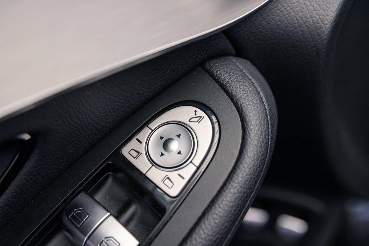 mercedes-benz-glc-2019-diesel-2143cc