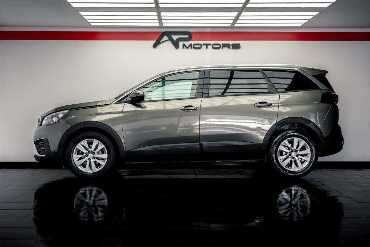 peugeot-5008-2019-diesel-1499cc