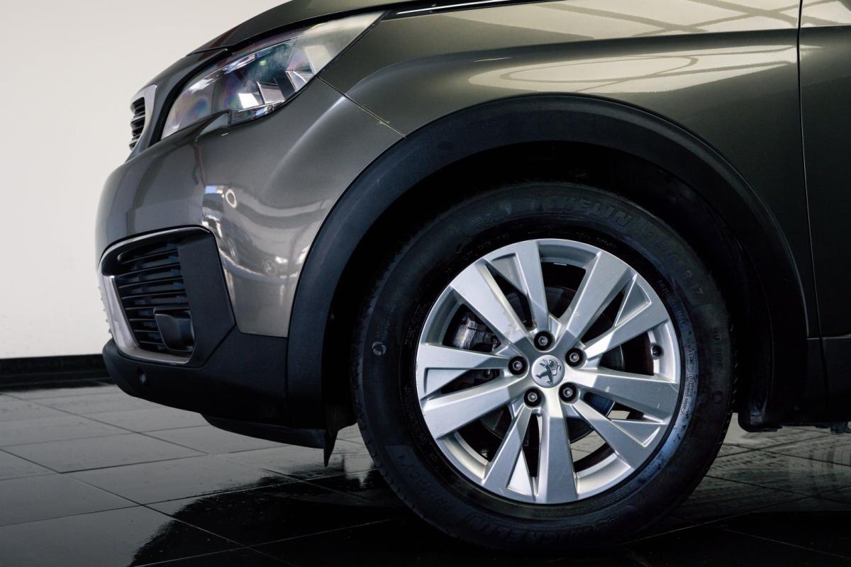 peugeot-5008-2019-diesel-1499cc