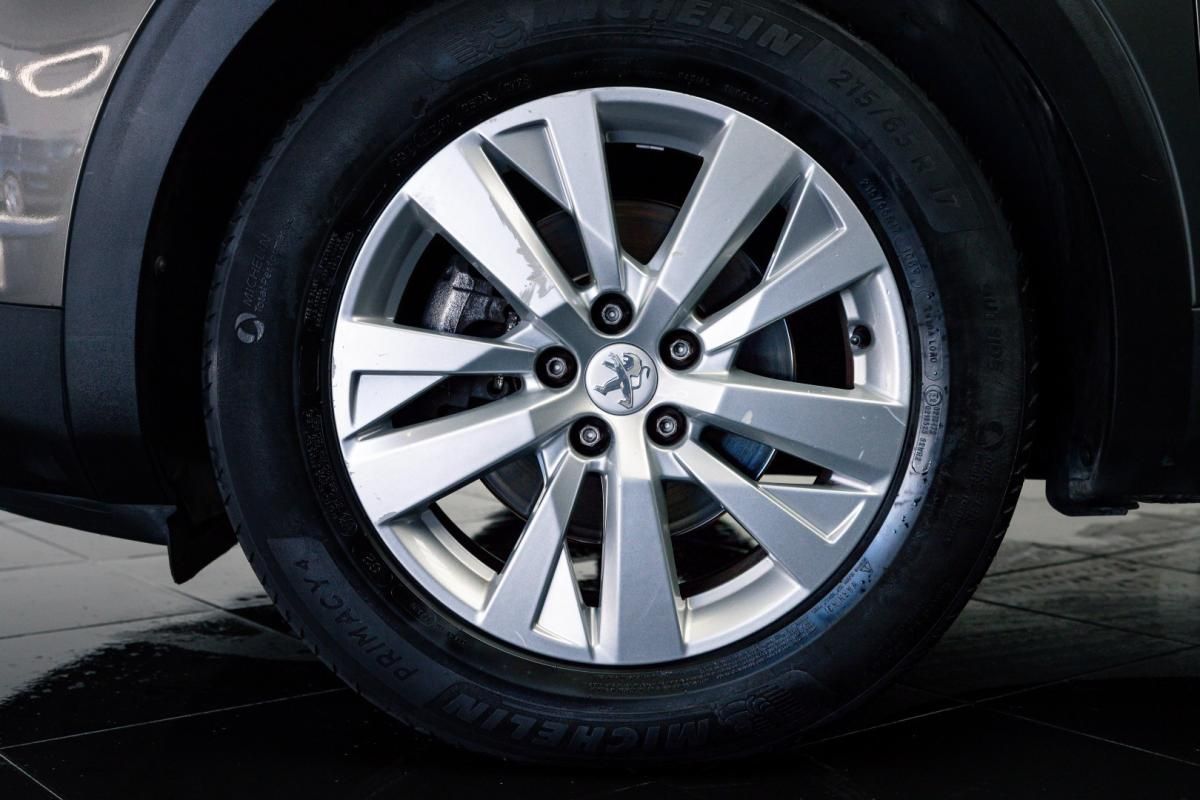peugeot-5008-2019-diesel-1499cc