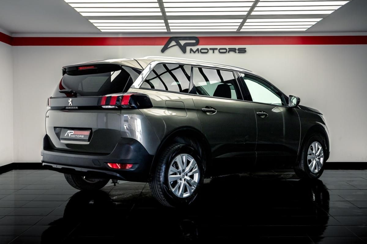 peugeot-5008-2019-diesel-1499cc