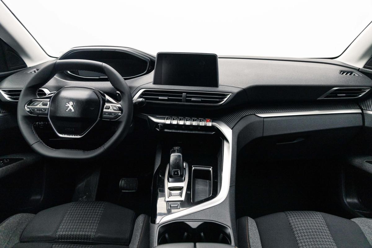 peugeot-5008-2019-diesel-1499cc