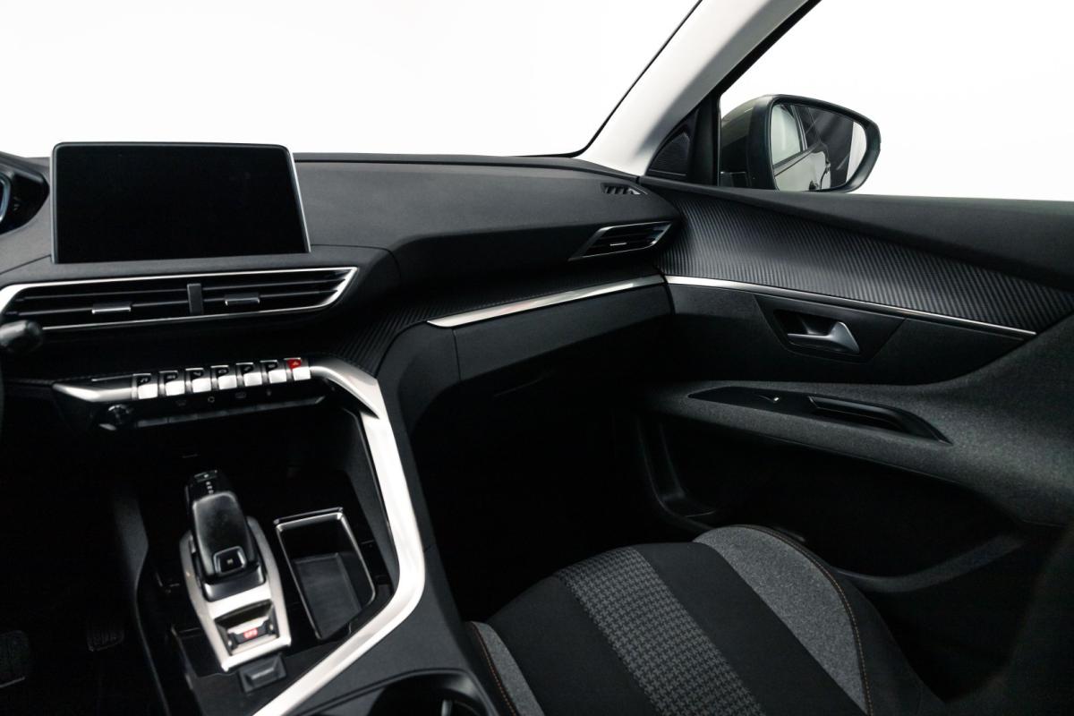 peugeot-5008-2019-diesel-1499cc