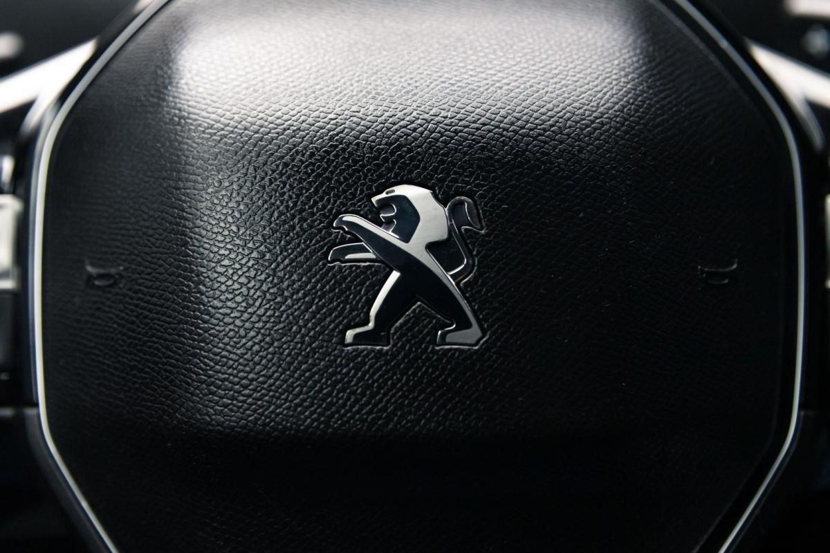peugeot-5008-2019-diesel-1499cc