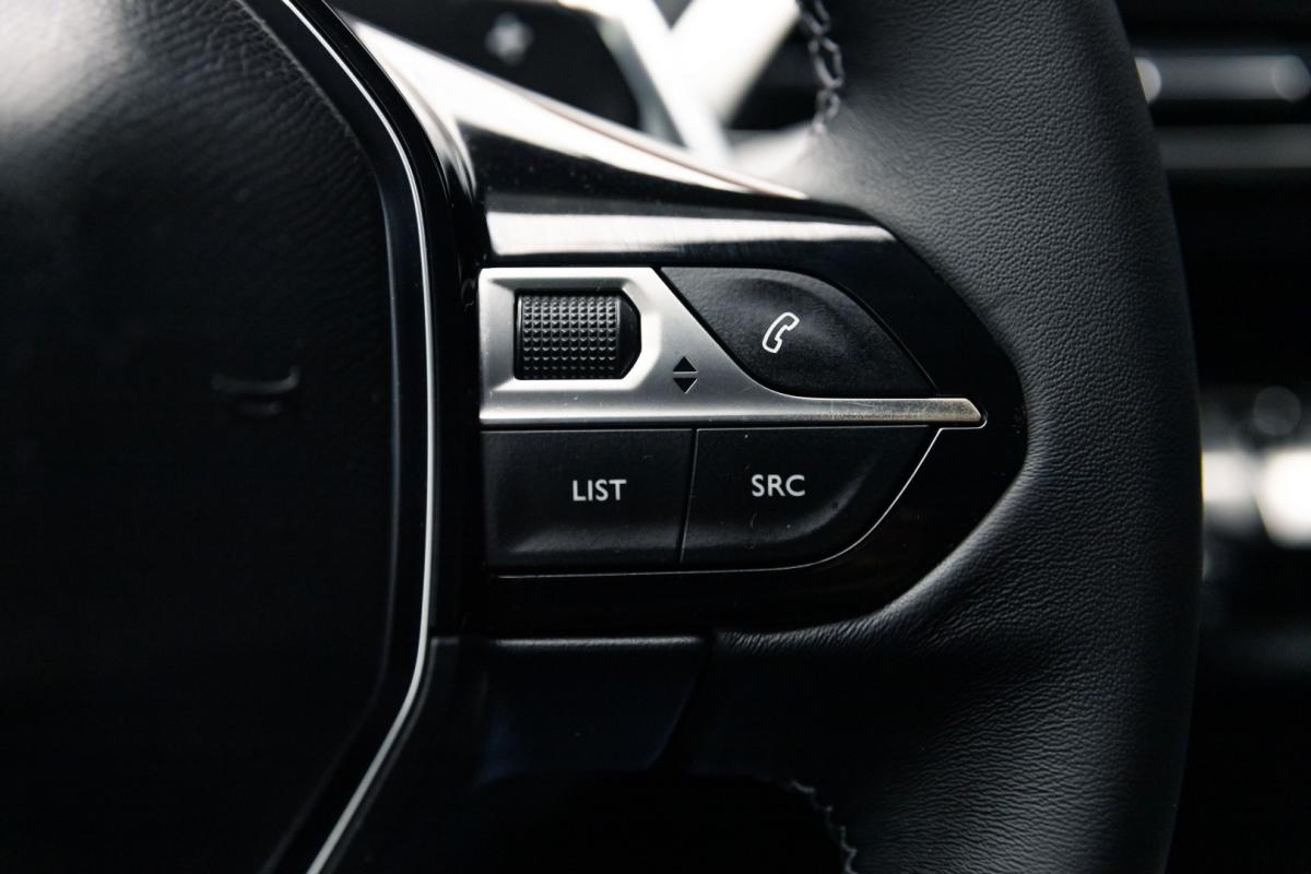 peugeot-5008-2019-diesel-1499cc