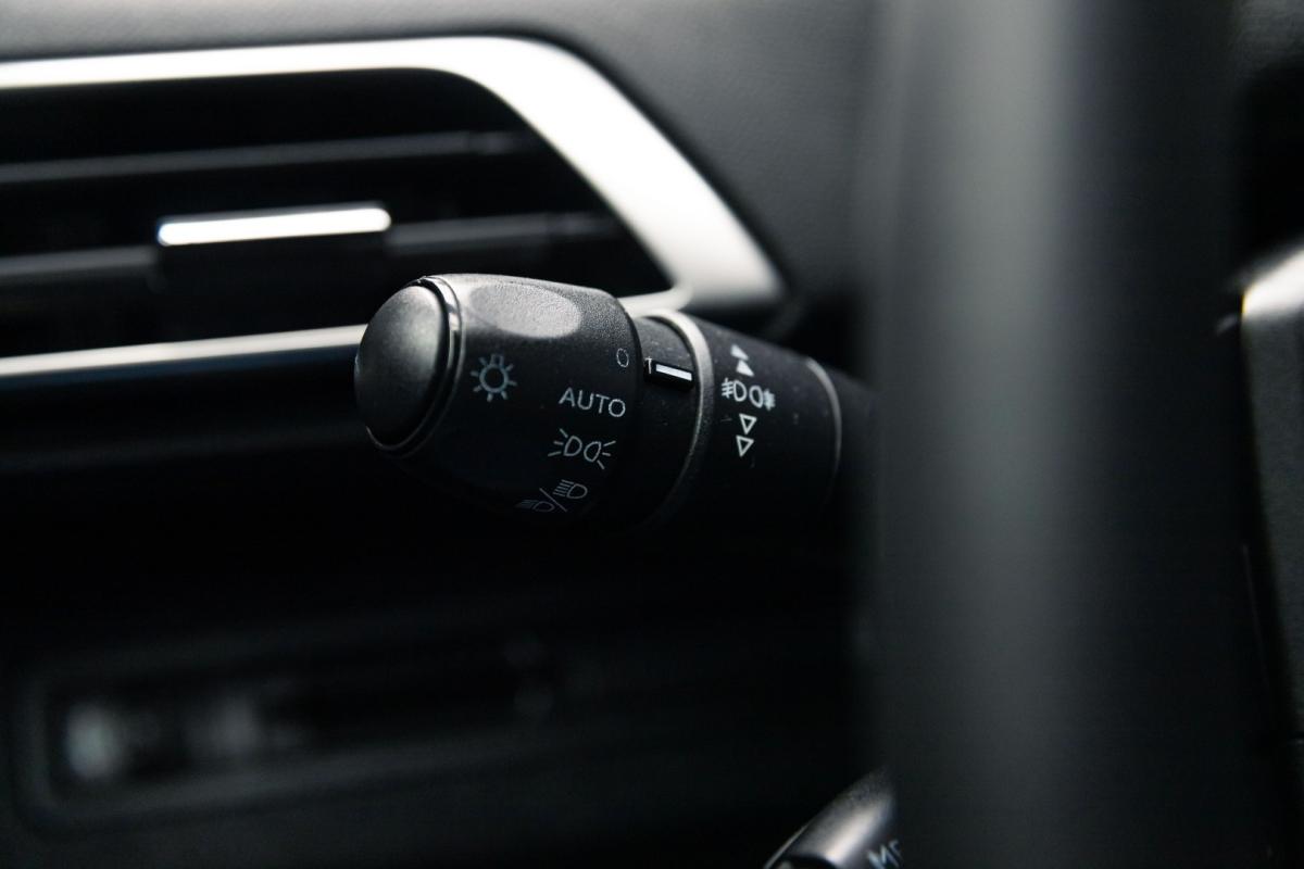 peugeot-5008-2019-diesel-1499cc