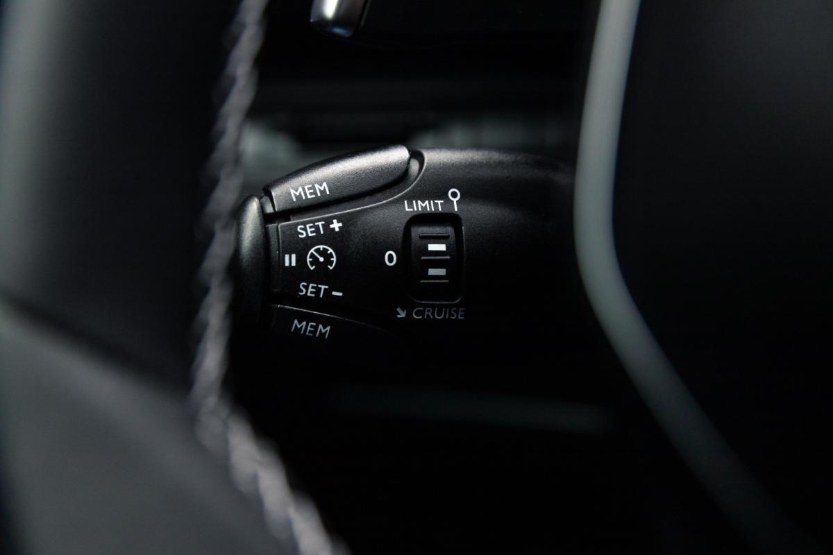 peugeot-5008-2019-diesel-1499cc
