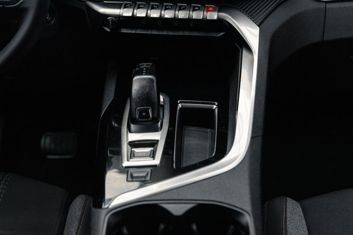 peugeot-5008-2019-diesel-1499cc