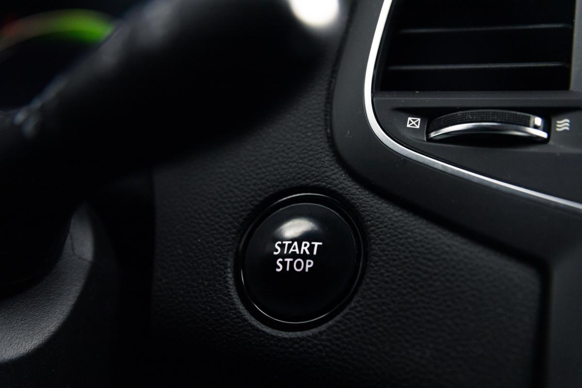 renault-megane-2016-gasolina-1197cc