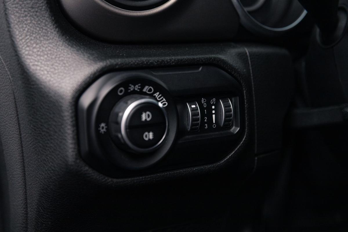 jeep-wrangler-2019-diesel-2143cc