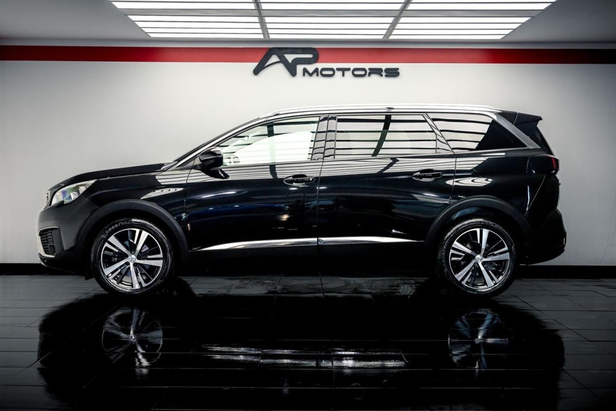 peugeot-5008-2018-diesel-1499cc