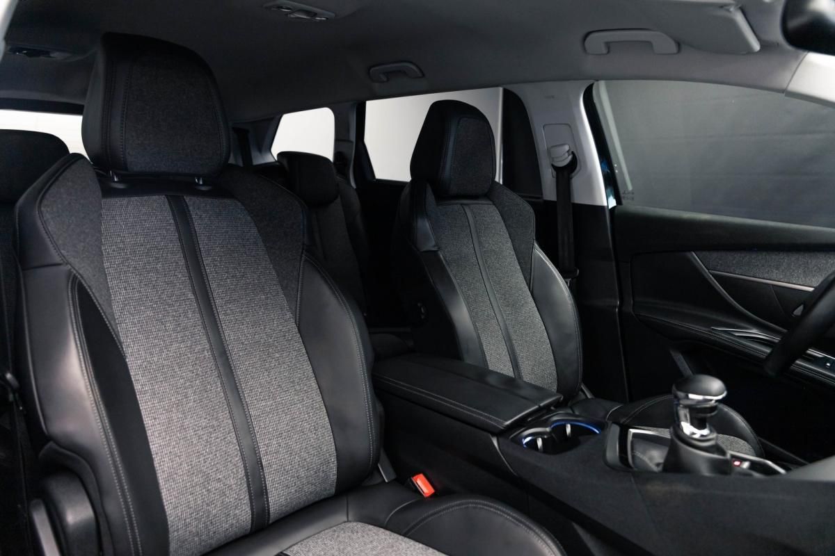 peugeot-5008-2018-diesel-1499cc