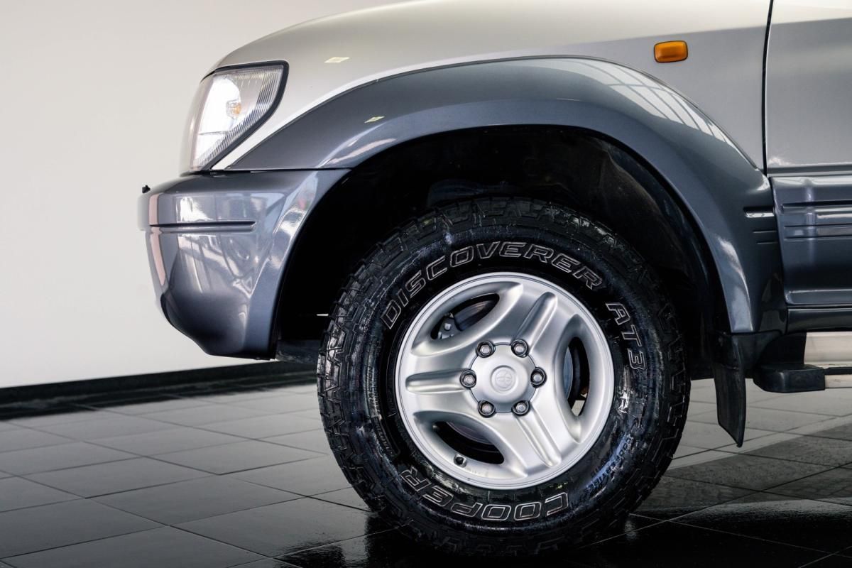 toyota-land-cruiser-2000-diesel-2982cc
