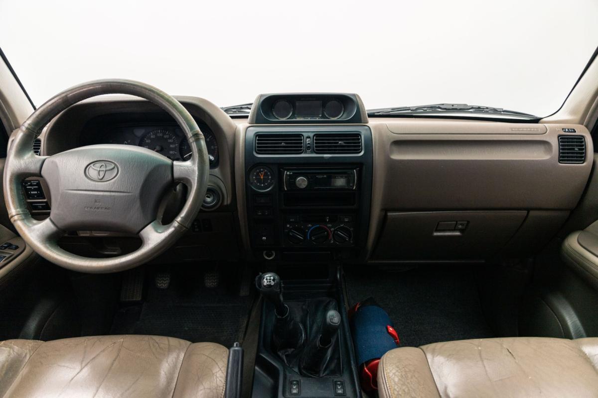 toyota-land-cruiser-2000-diesel-2982cc