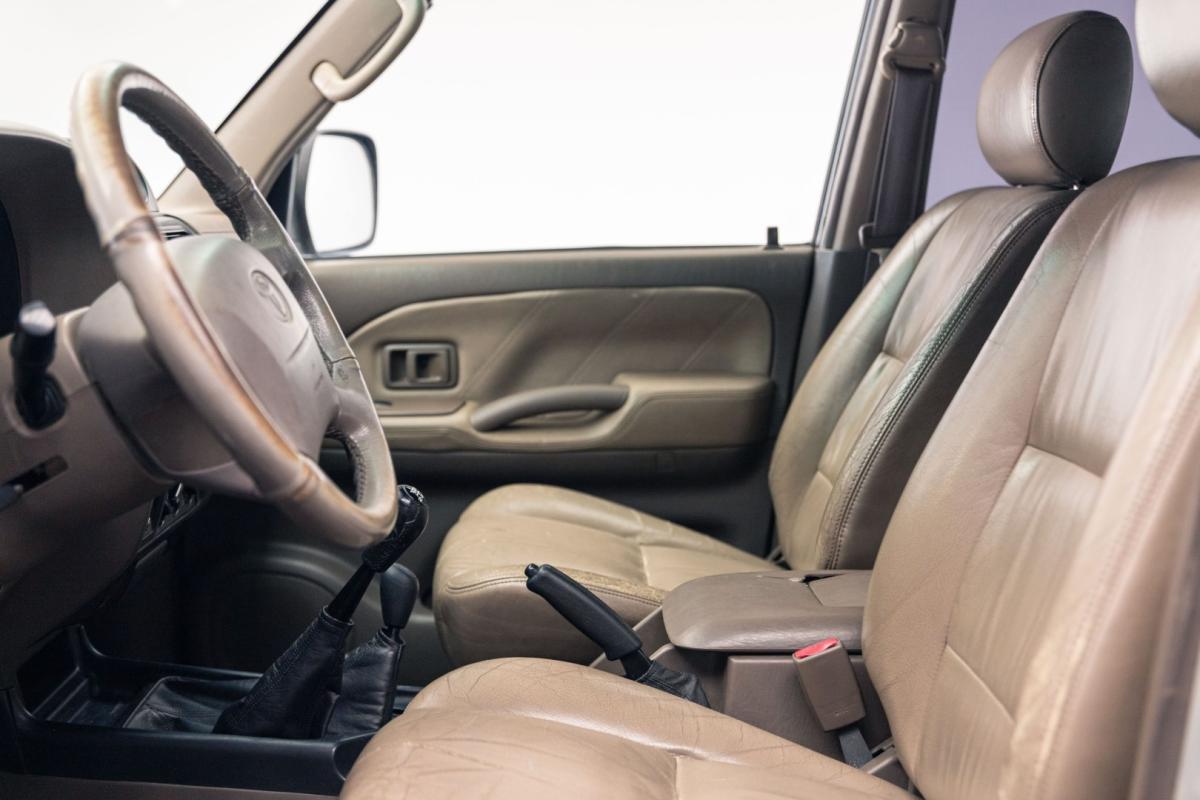 toyota-land-cruiser-2000-diesel-2982cc