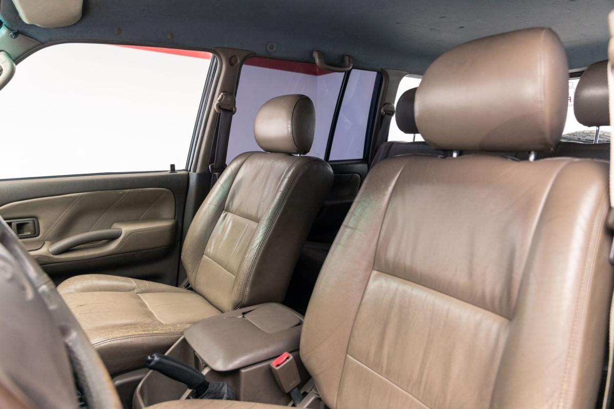 toyota-land-cruiser-2000-diesel-2982cc