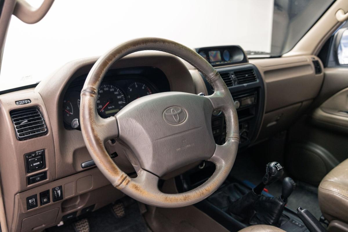 toyota-land-cruiser-2000-diesel-2982cc