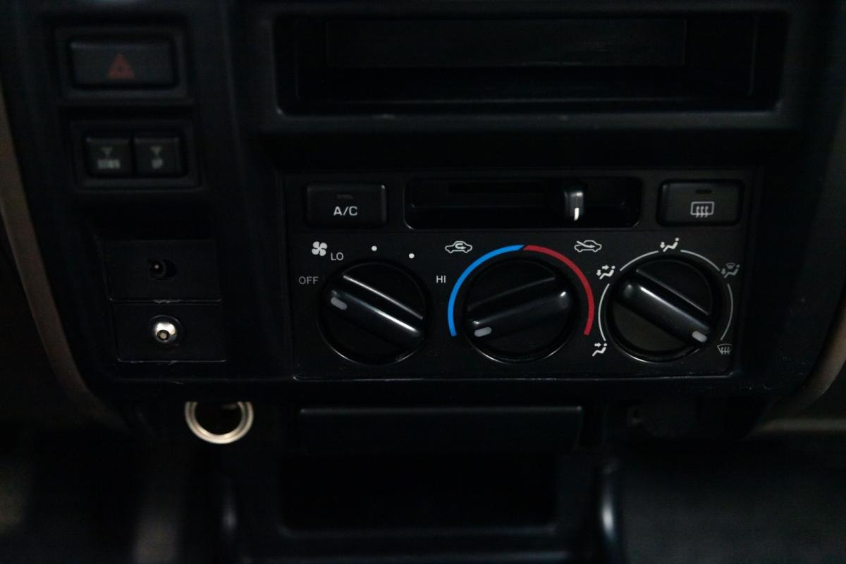 toyota-land-cruiser-2000-diesel-2982cc