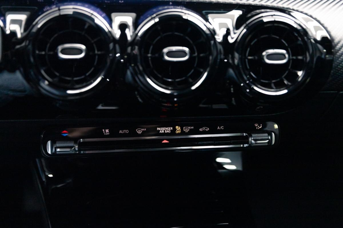 mercedes-benz-classe-a-2024-gasolina-1332cc