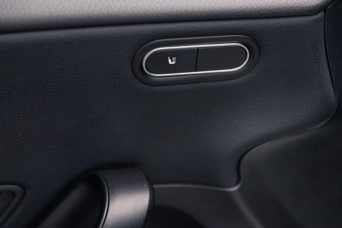 mercedes-benz-classe-a-2024-gasolina-1332cc