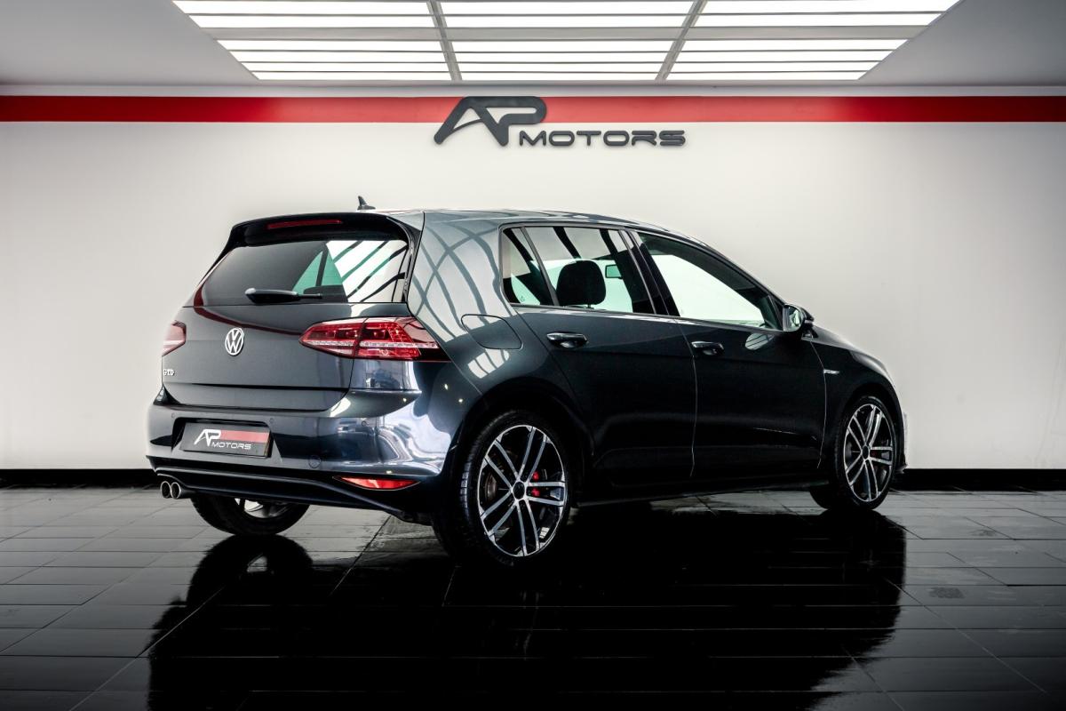 volkswagen-golf-2015-diesel-1968cc