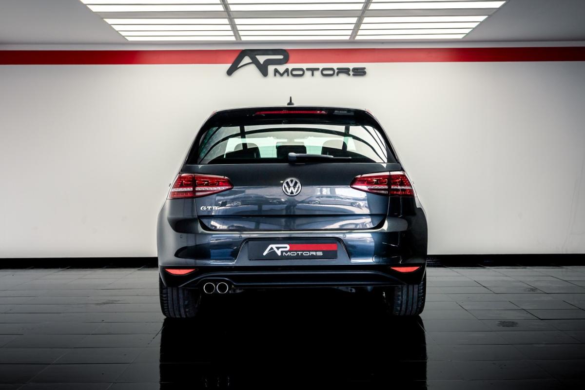 volkswagen-golf-2015-diesel-1968cc