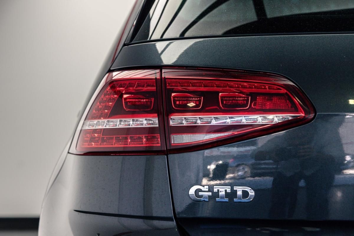 volkswagen-golf-2015-diesel-1968cc