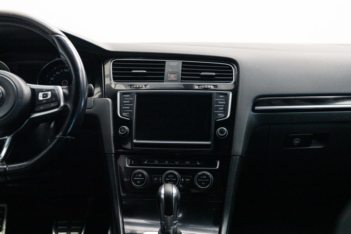 volkswagen-golf-2015-diesel-1968cc