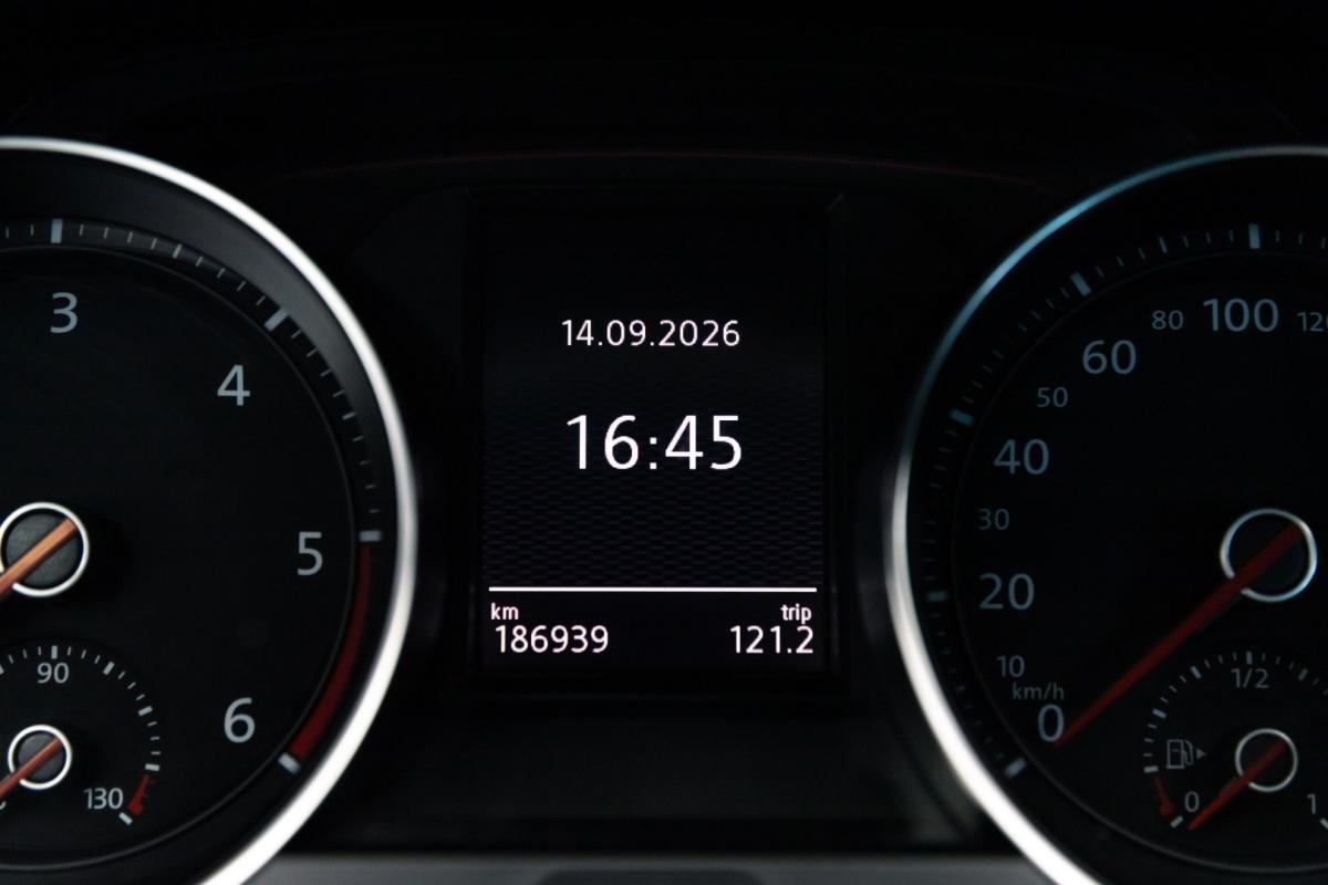 volkswagen-golf-2015-diesel-1968cc