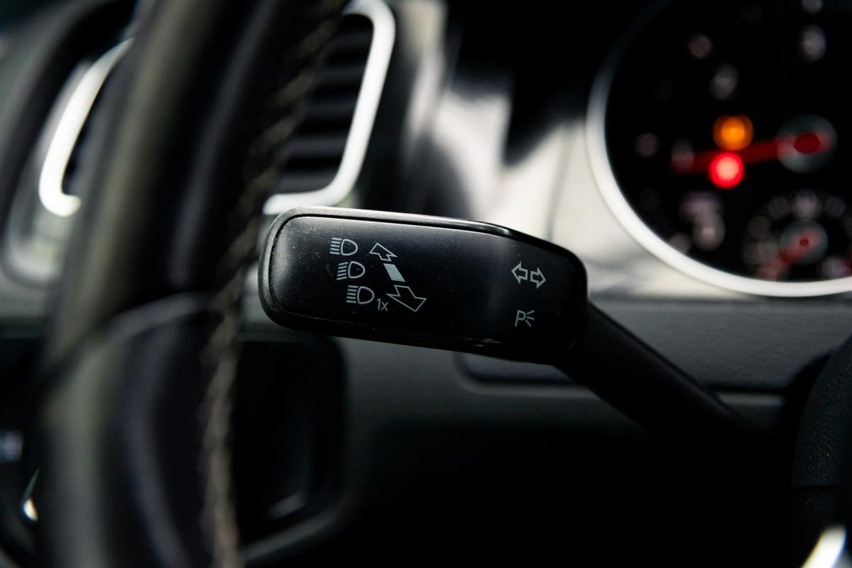 volkswagen-golf-2015-diesel-1968cc