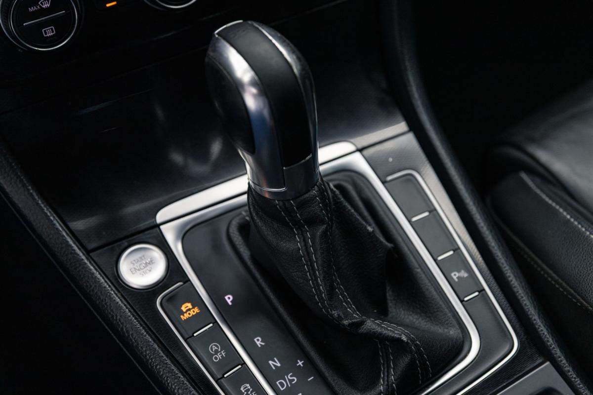 volkswagen-golf-2015-diesel-1968cc