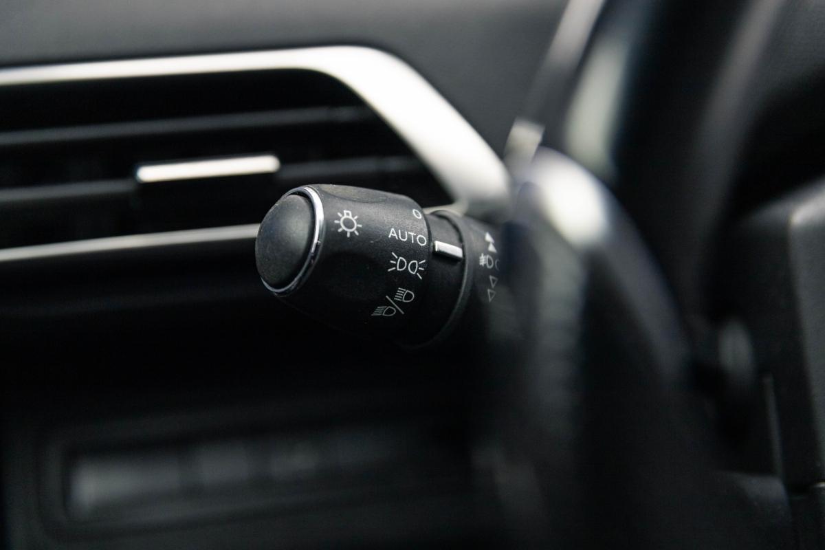 peugeot-3008-2020-diesel-1499cc