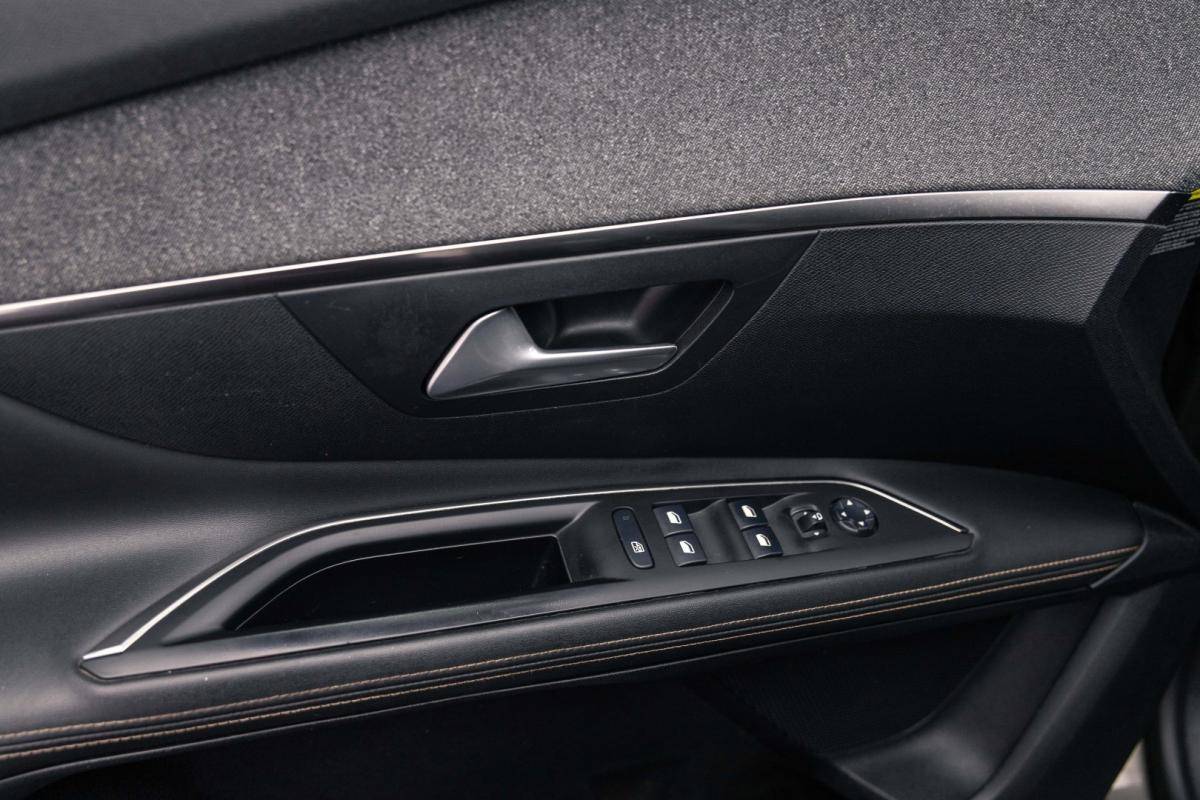 peugeot-3008-2020-diesel-1499cc