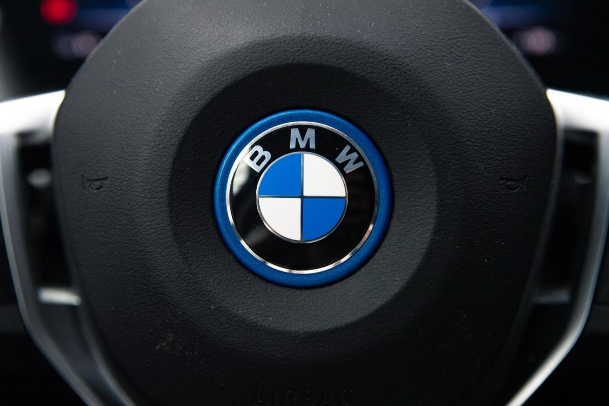 bmw-ix-2023-eletrico-0cc