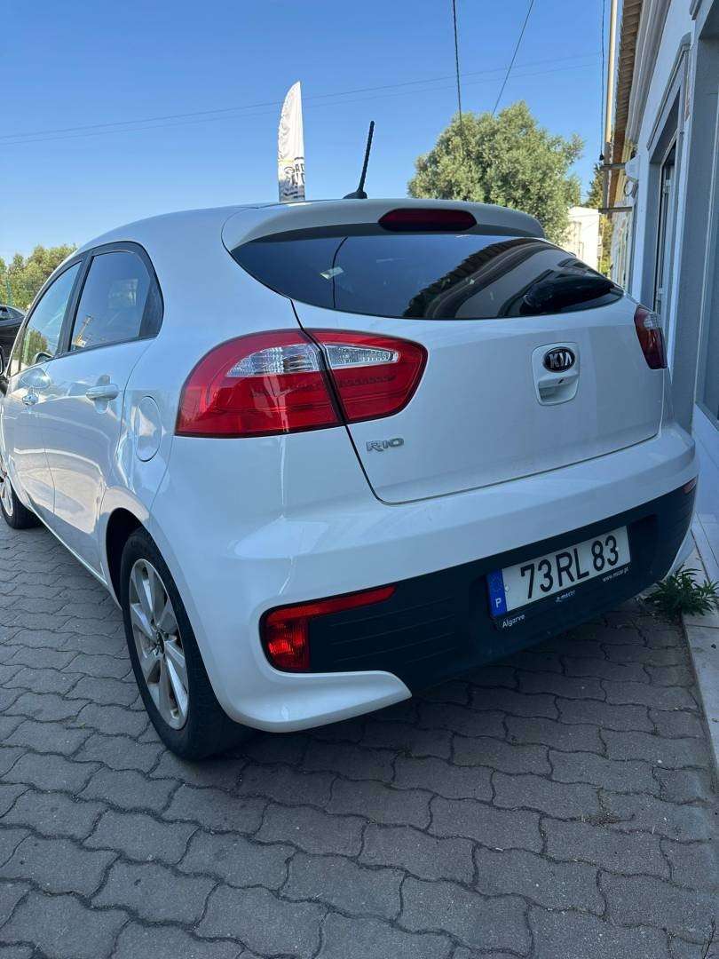 kia-rio-2016-gasolina-1197cc