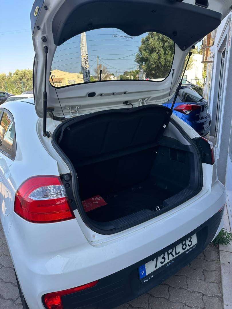 kia-rio-2016-gasolina-1197cc