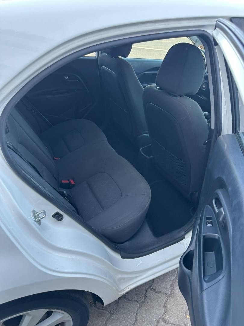 kia-rio-2016-gasolina-1197cc