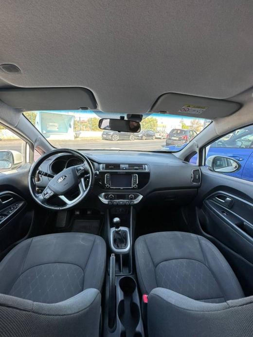 kia-rio-2016-gasolina-1197cc