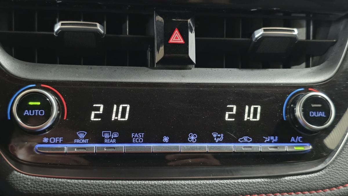 toyota-corolla-2020-hibrido-1987cc