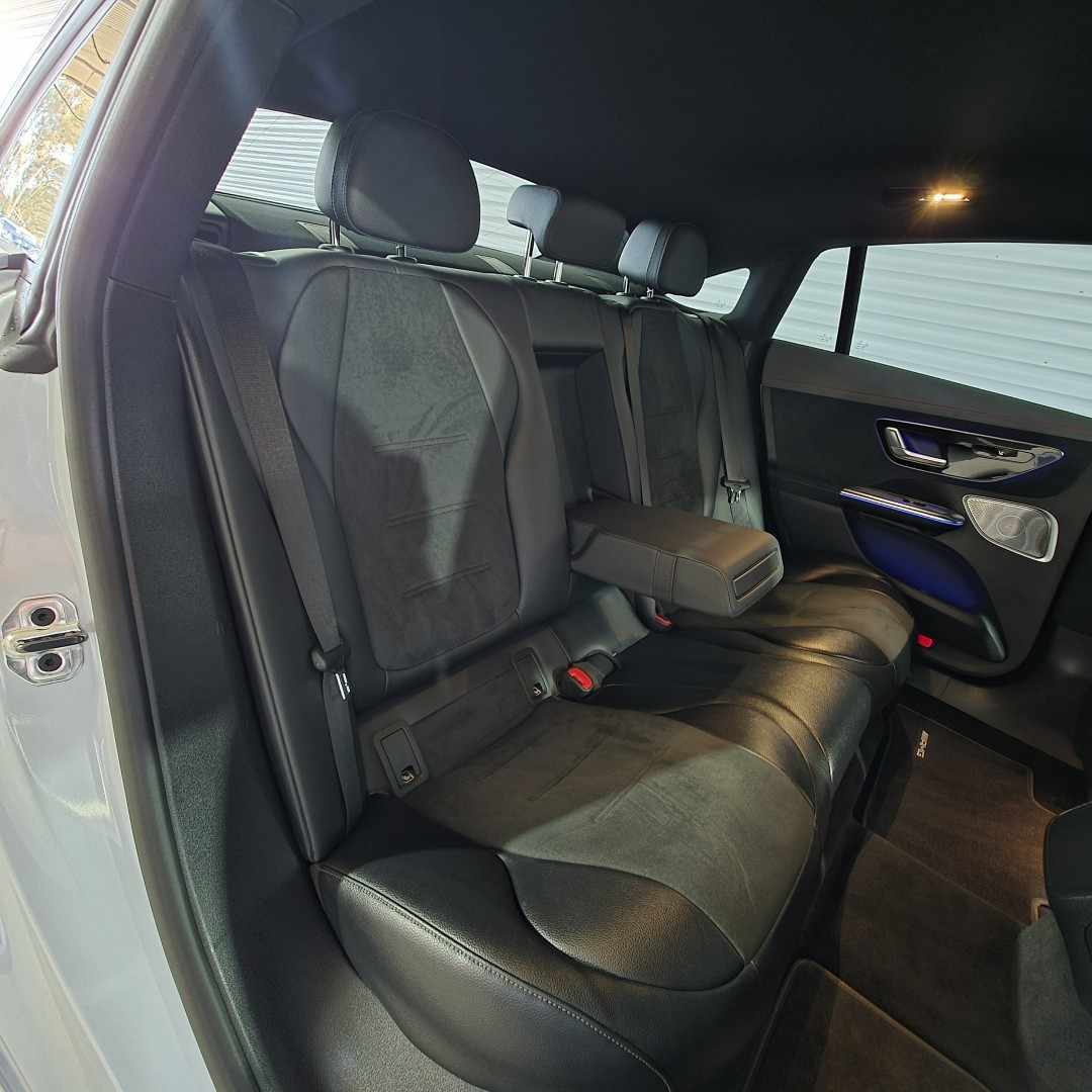 mercedes-benz-eqe-2022-eletrico-0cc